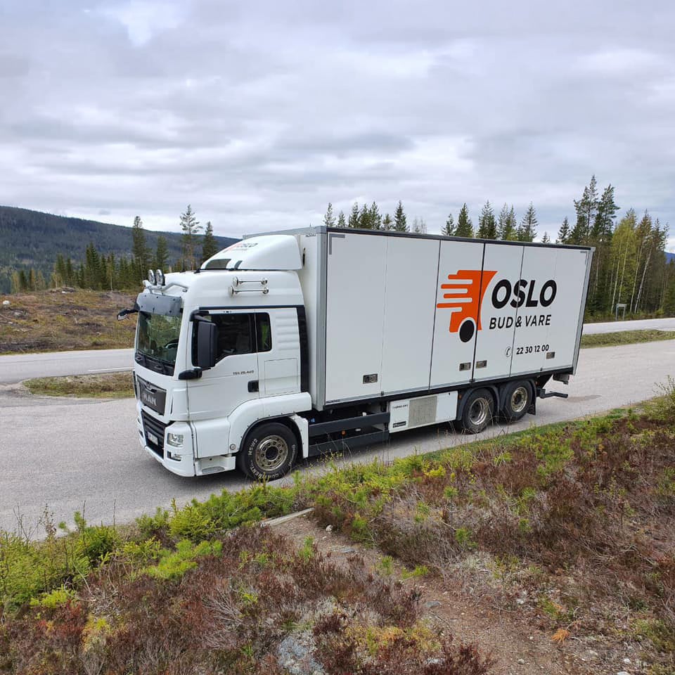 FleetX-for-whom-general-haulage-truck-on-the-road